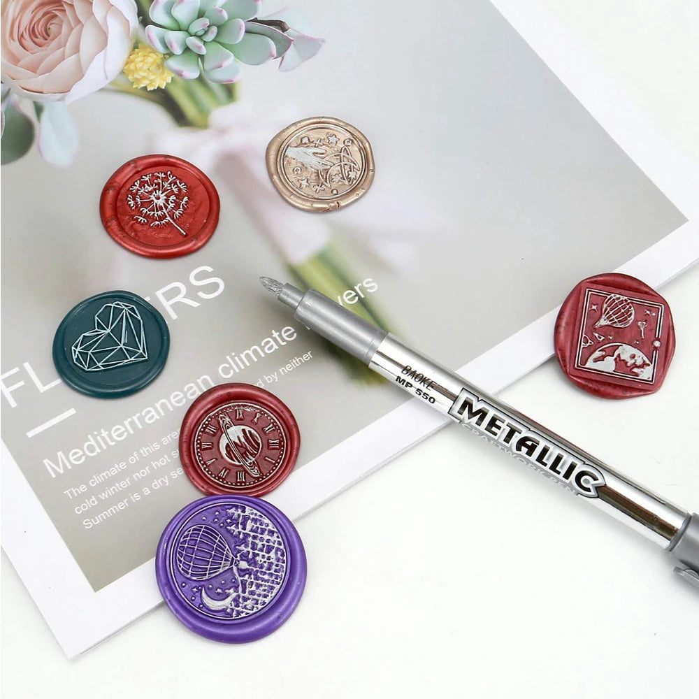 Gold and silver wax seal highlighter pens